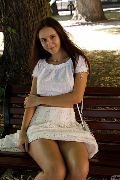 Jessica Albanka in a Dress