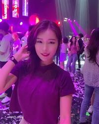 Becky taking a selfie