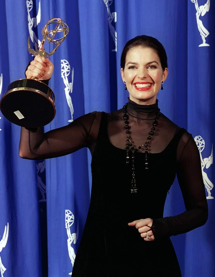 Sela Ward