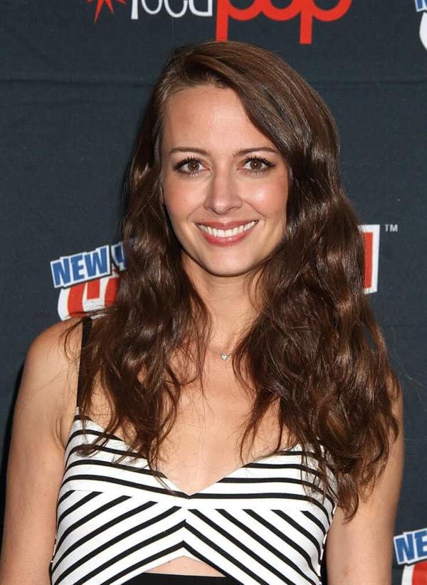 Amy Acker