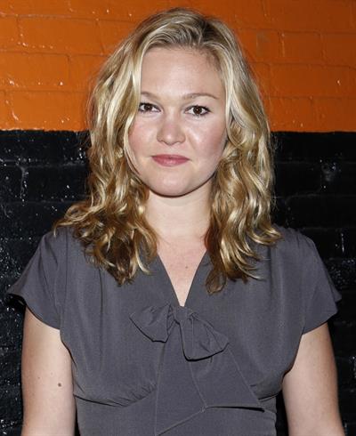 Julia Stiles