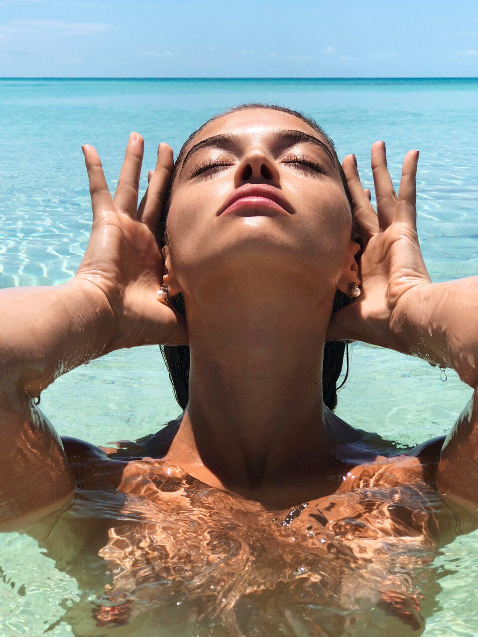 Daniela López Osorio nude photo shoot in the ocean stripping out of her red thong bikini showing her topless boobs.


















































