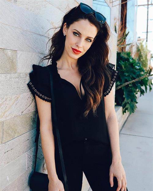Jessica Lowndes