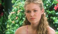 Julia Stiles