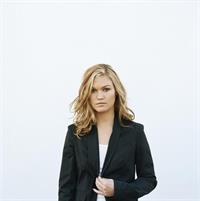 Julia Stiles