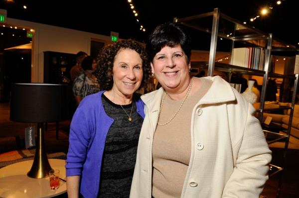 Rhea Perlman
