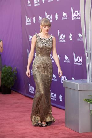 Taylor Swift 48th Annual Academy of Country Music Awards in Las Vegas 4/7/13 