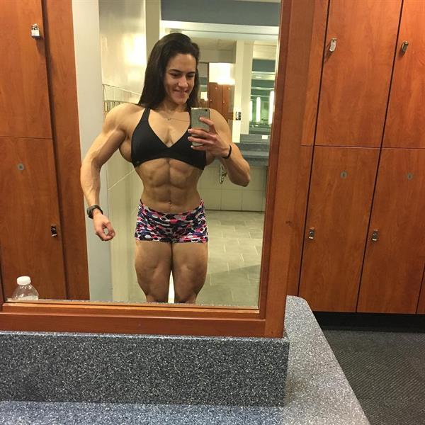 Natalia Abraham Coelho taking a selfie