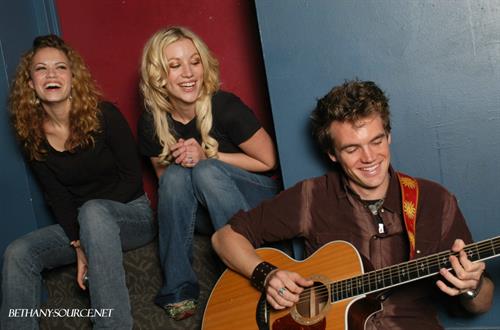 Bethany Joy Lenz-Galeotti