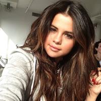 Selena Gomez taking a selfie