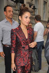 Vanessa Hudgens Arriving at the Apple Store in London, July 16, 2013 