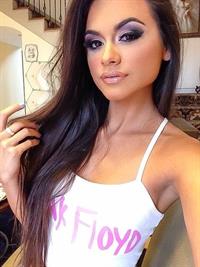 Sophia Miacova taking a selfie