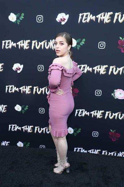 Baby Ariel taking a selfie