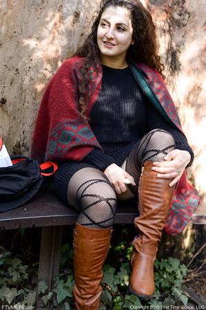 Lili Nude Pictures Woman In The Woods