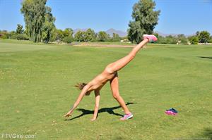 Roxanna Nude Pictures On The Golf Course