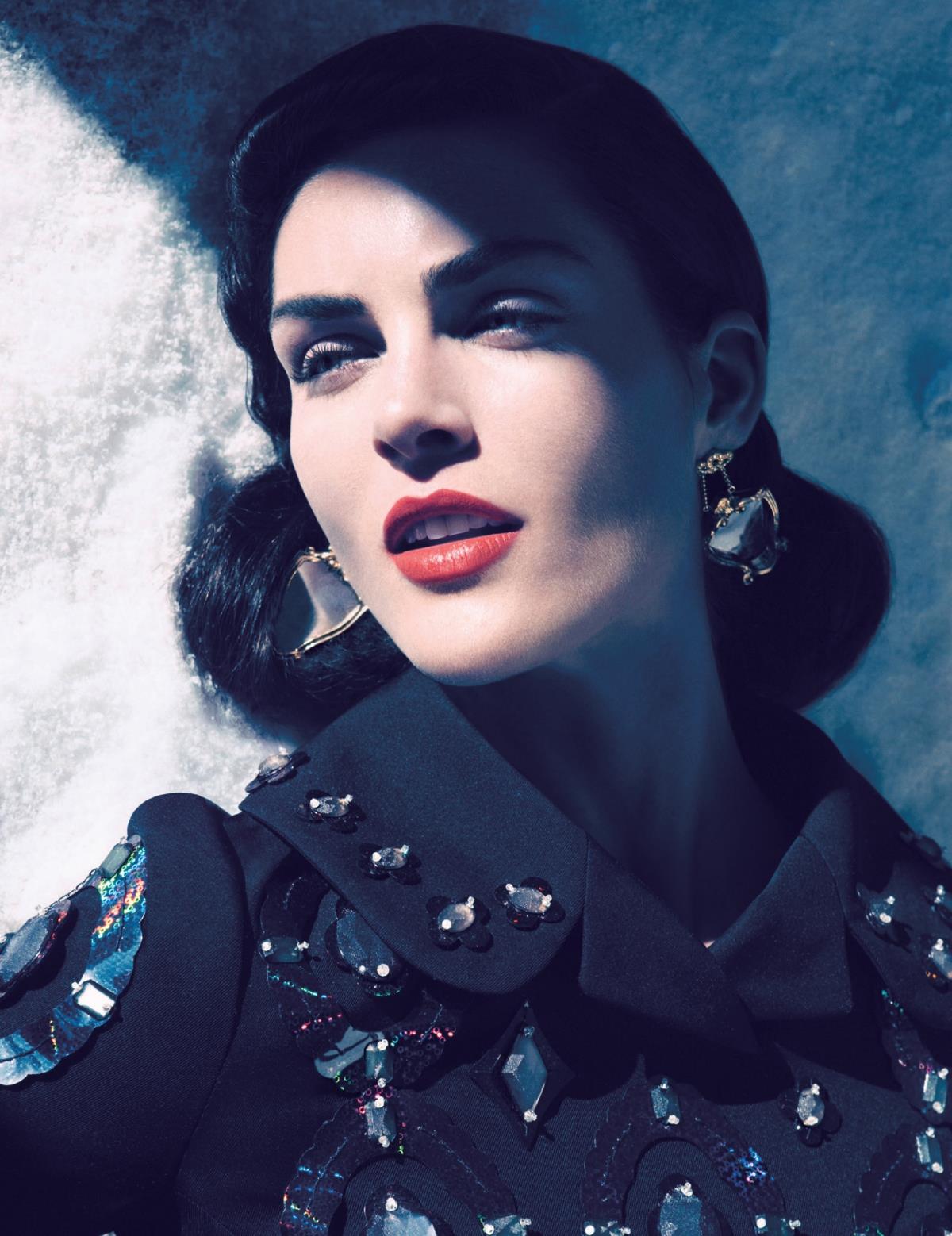 he Best Of What's New
by Camilla Akrans for Harper's Bazaar Korea December 2012