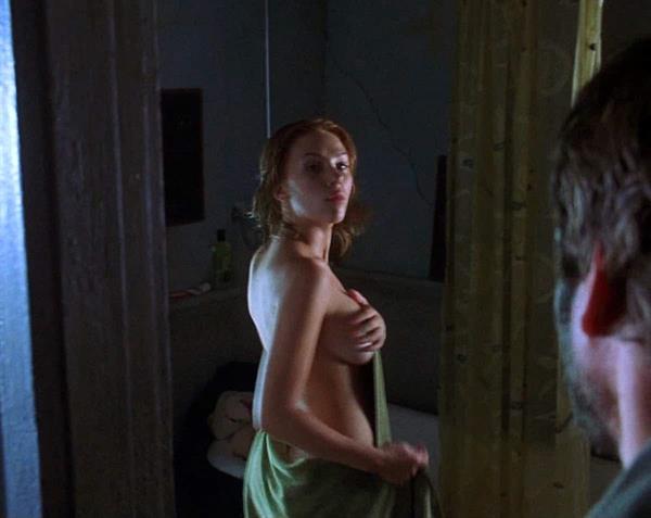 One of her nude scenes from A Love Song For Bobby Long.