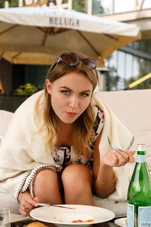 Valeri Christik Pictures Valeri Christik Flashing Boobs