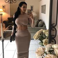 Maybel Sanchez taking a selfie