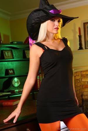 Jana D Nude Pictures Jana D looks sensational in her witch outfit