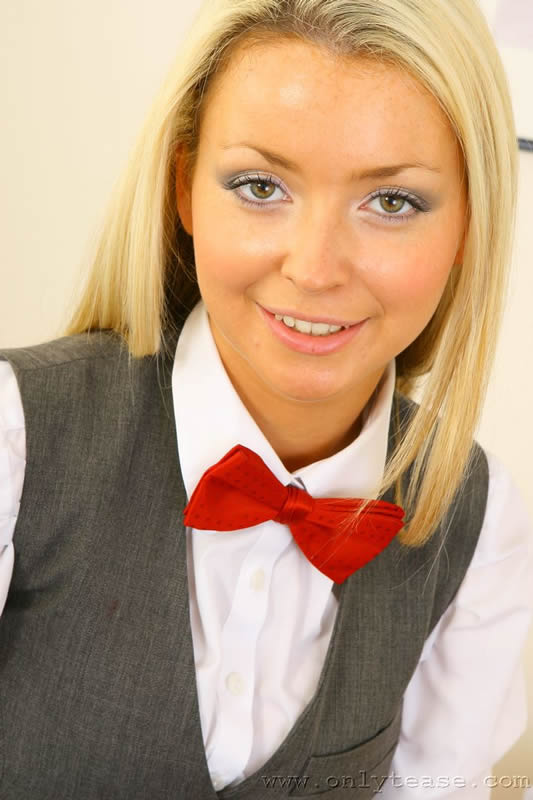  Busty Jo in black opaque panyhose 