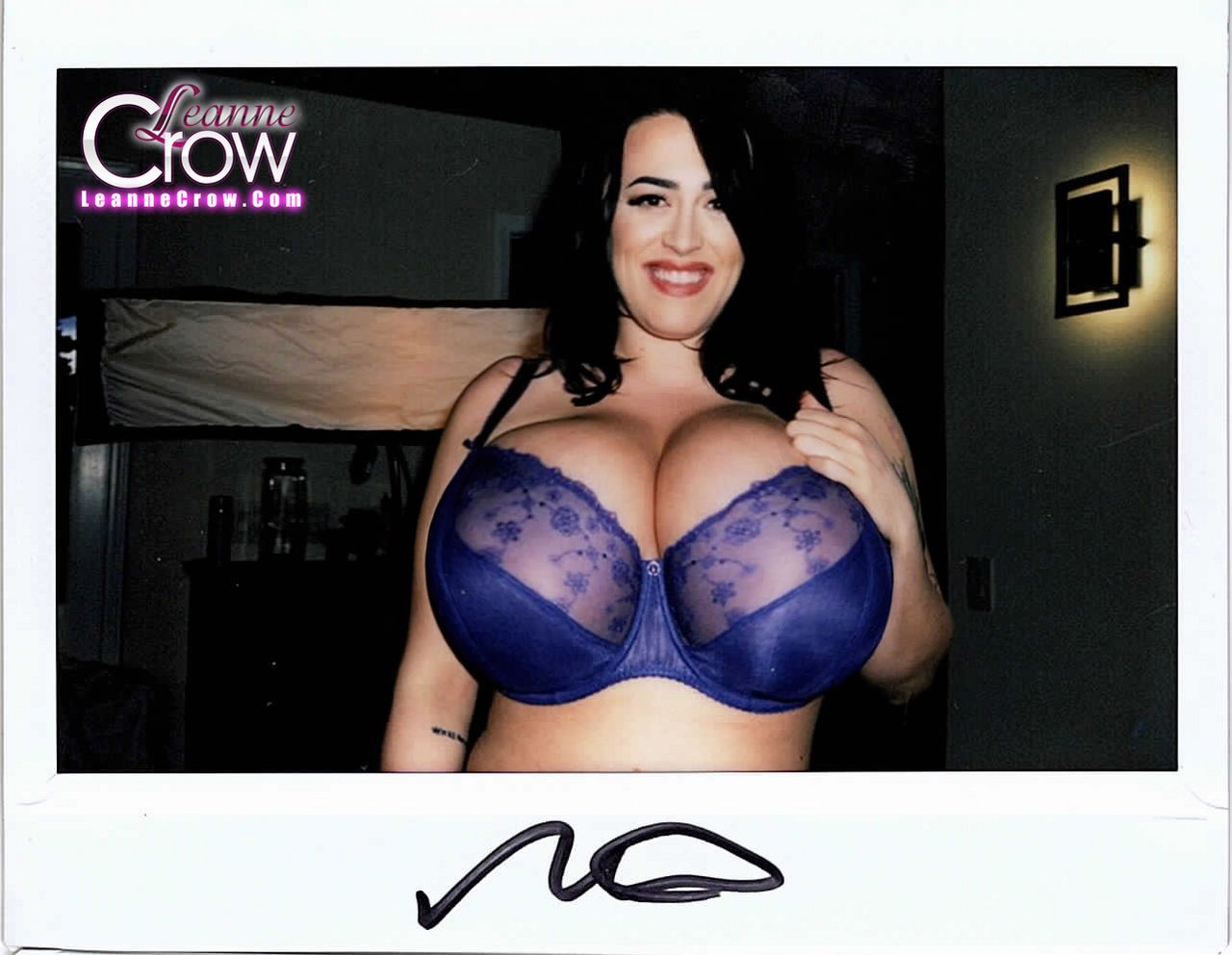 Leanne Crow Big Boobs Still Yum on Her Polaroids Shots