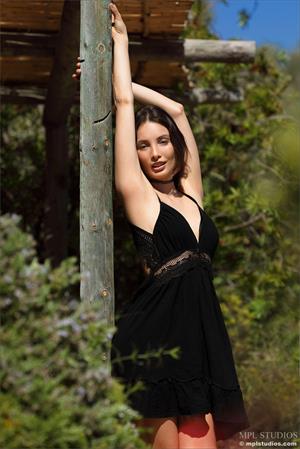 Calypso Muse soaking up the sun