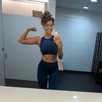 Anna Victoria taking a selfie