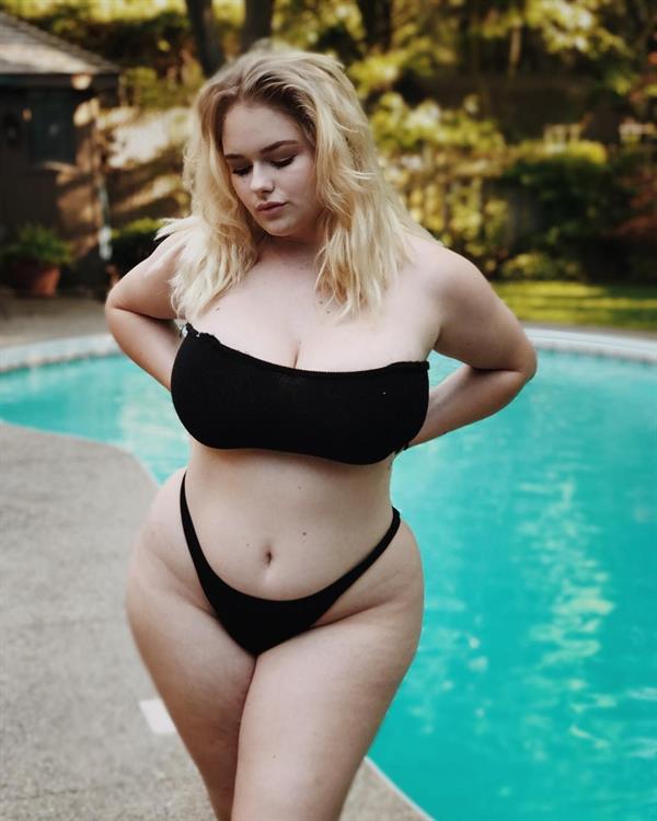 Hot sexy curvy lingerie model