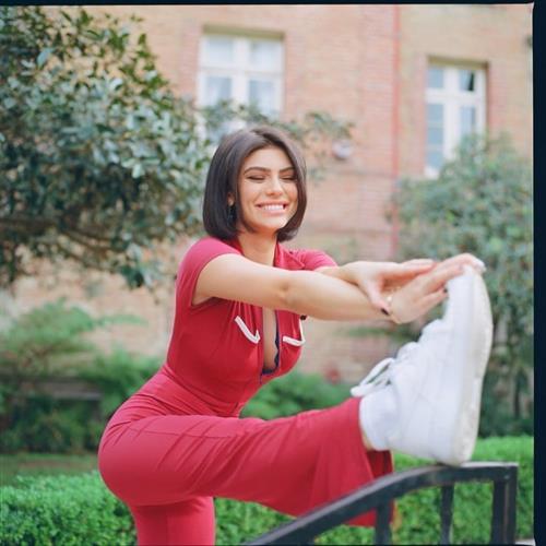 Kelsey Calemine Pictures Kelsey Calemine