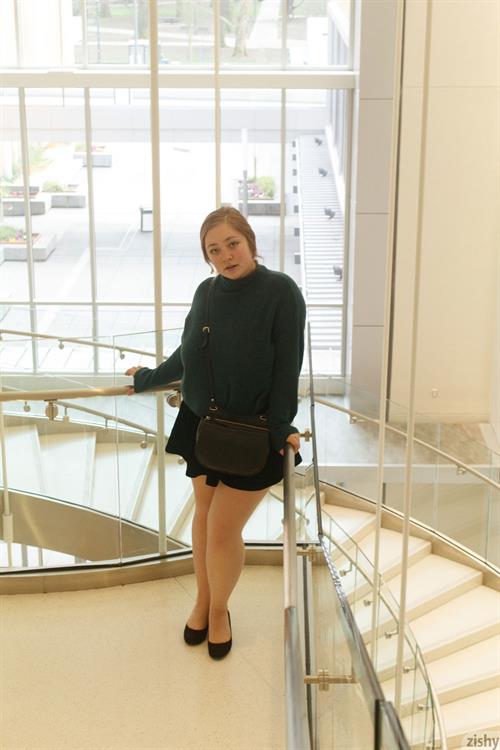 Rose Fessenden Thicc Redhead