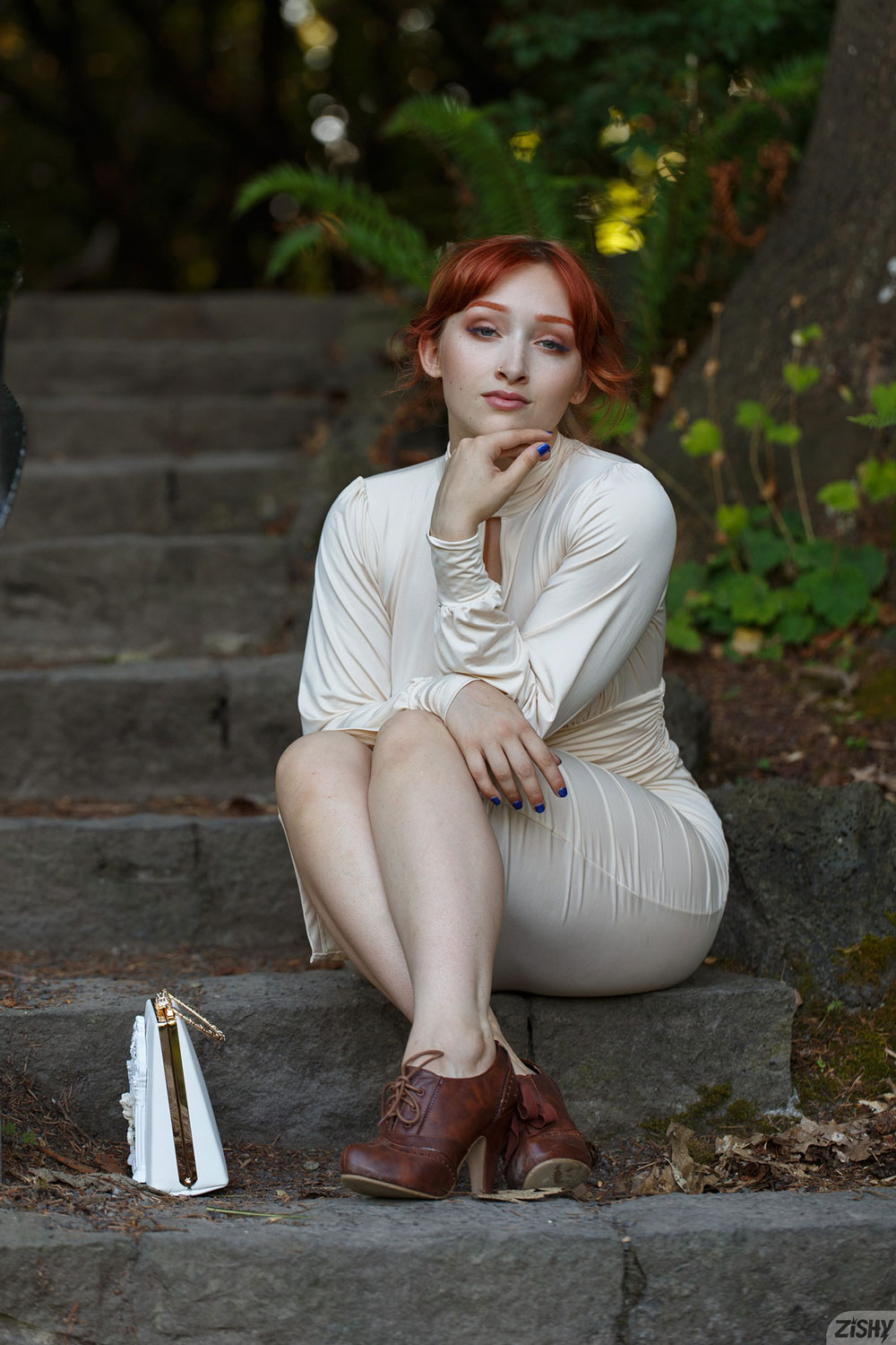 Lady Noire Ass on Display