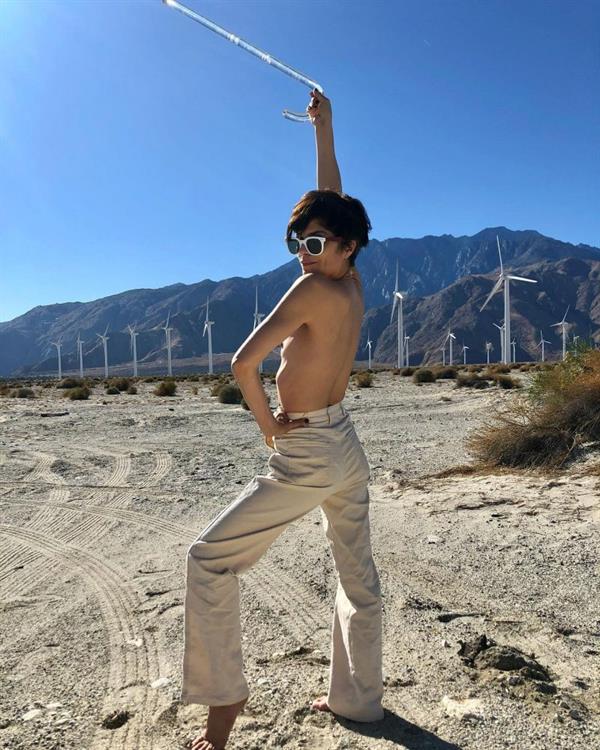 Selma Blair nude boobs new photo posing outside in the desert showing off her topless tits.