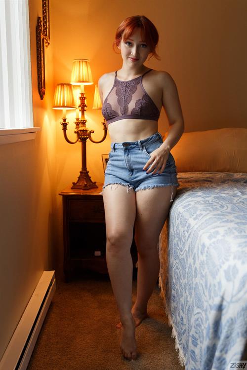 Lady Noire Booty on Display