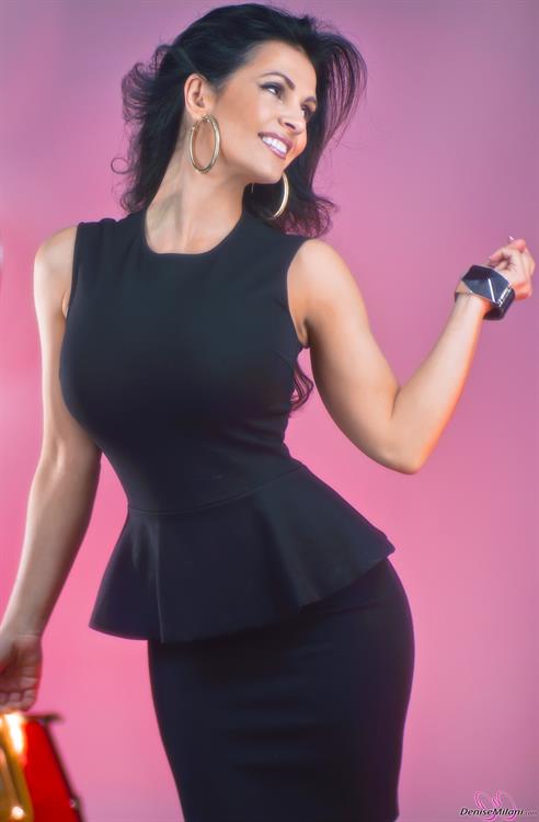 Denise Milani Photoset - Val13