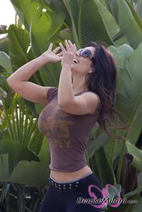 Denise Milani Pictures Denise Milani Photoset - BBall
