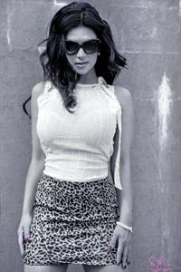 Denise Milani Photoset - Retrod