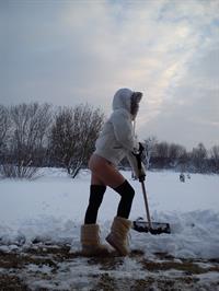 Lepricorn/Louise Hay taking a selfie