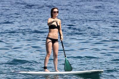 Olivia Wilde on the beach in Hawaii - May 27, 2013 