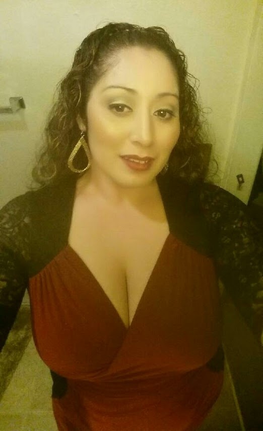 Patricia Lira taking a selfie