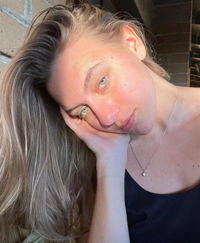 No Makeup Closeup Gorgeous
