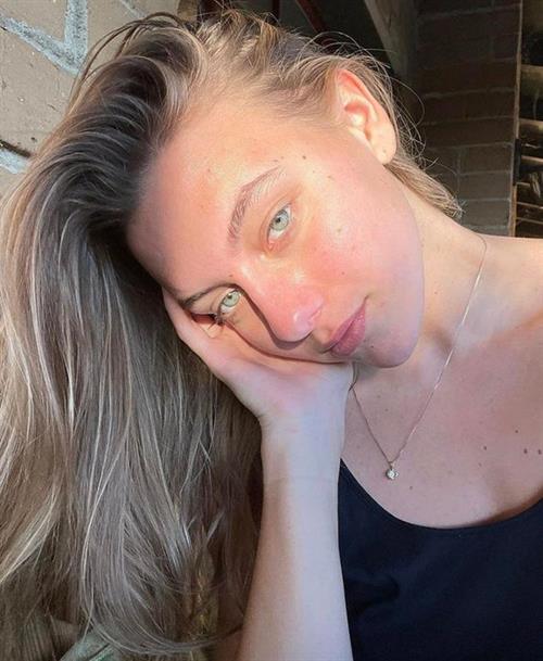 No Makeup Closeup Gorgeous