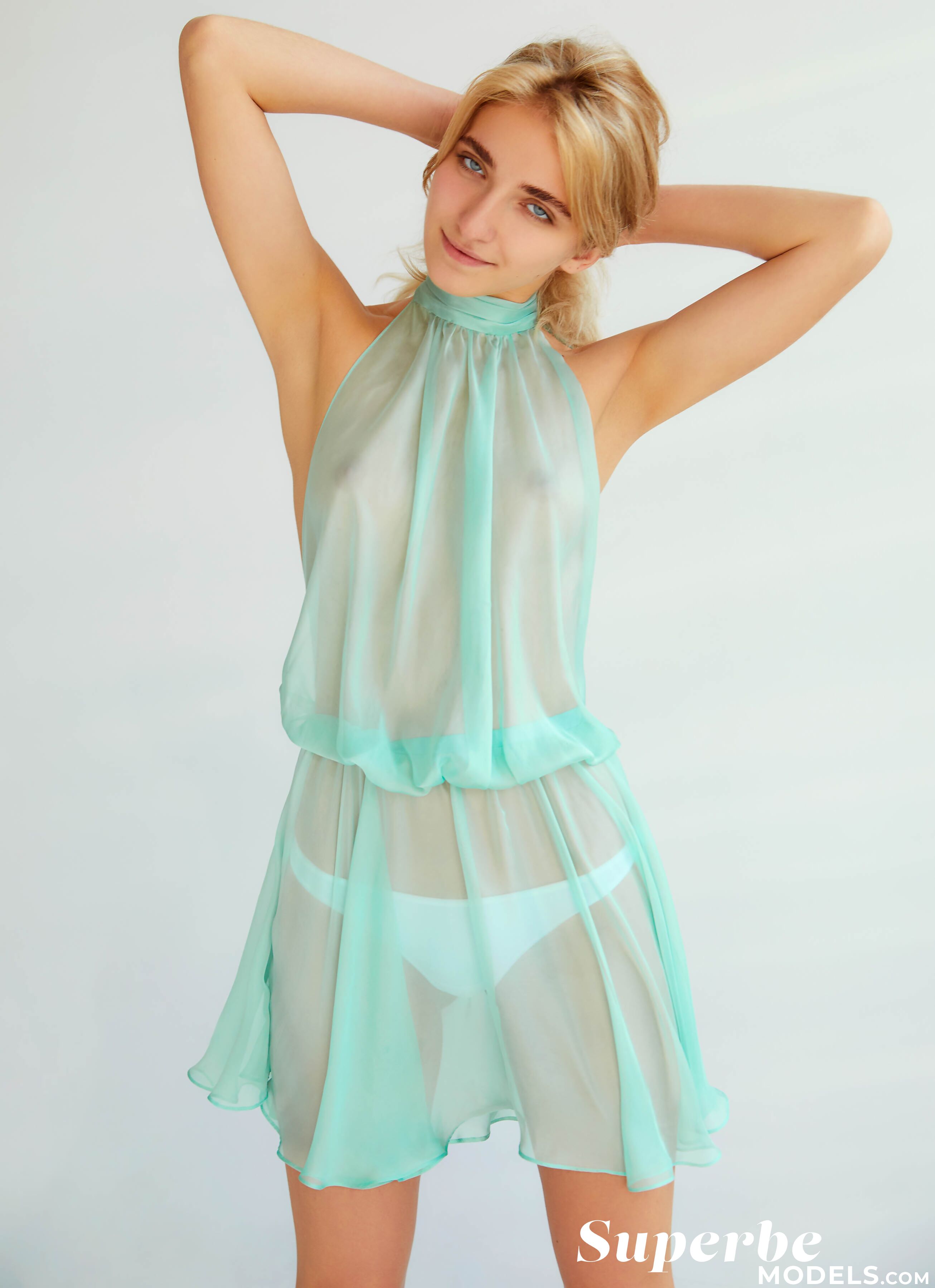 My First Time with Bella Luz - See Her Videos, Galleries and Selfie Videos at SuperBeModels