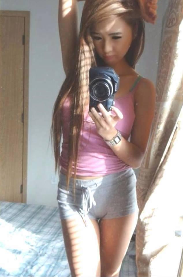 Alicia taking a selfie