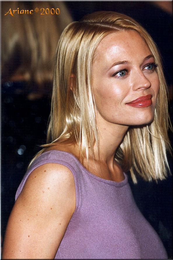 Jeri Ryan