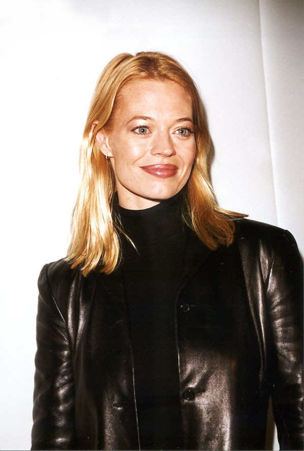 Jeri Ryan