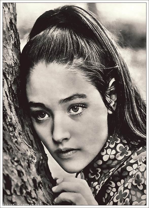 Olivia Hussey Pictures