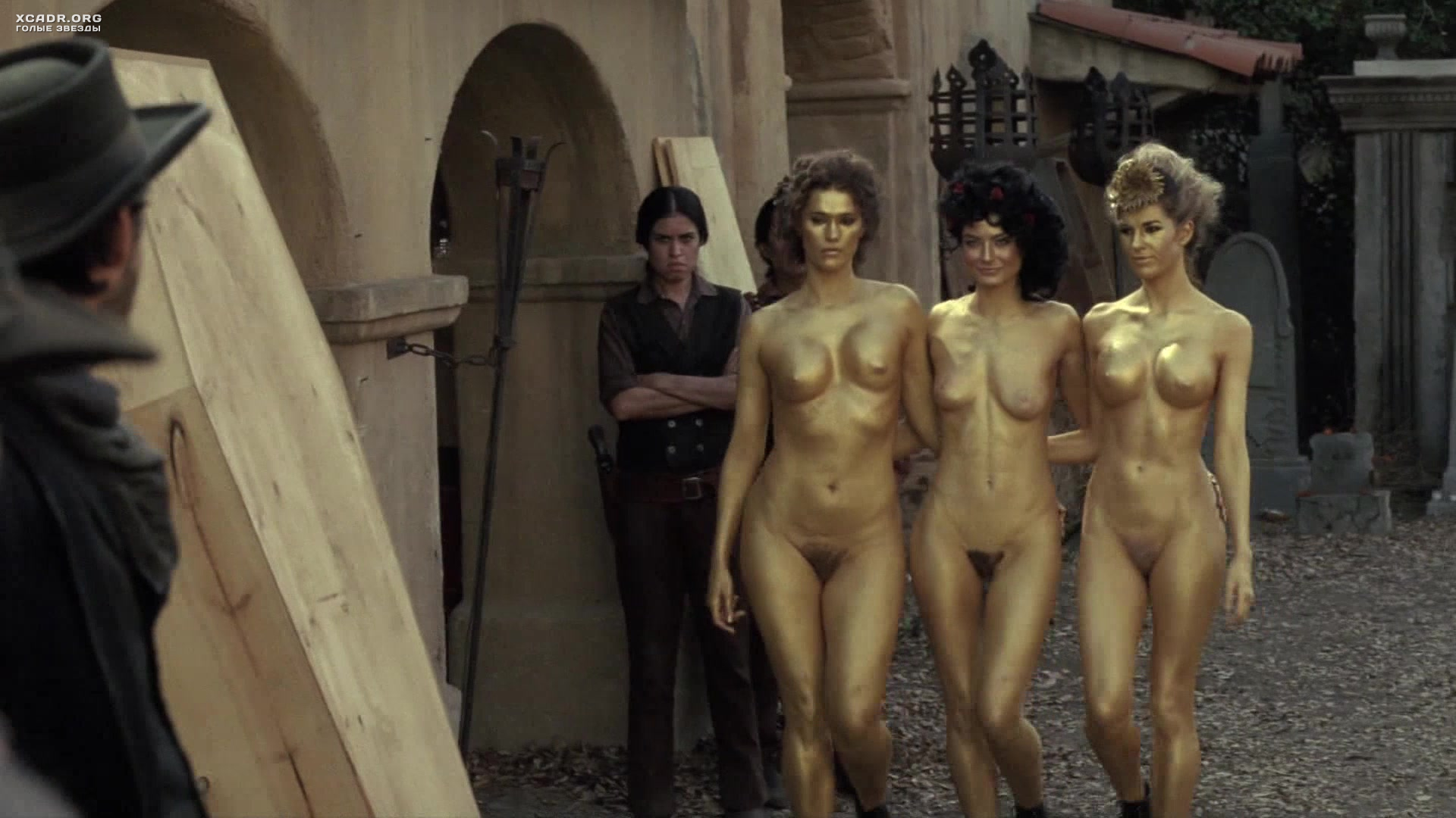 Unknown Westworld Prostitutes Nude - 7 Pictures in an Infinite Scroll