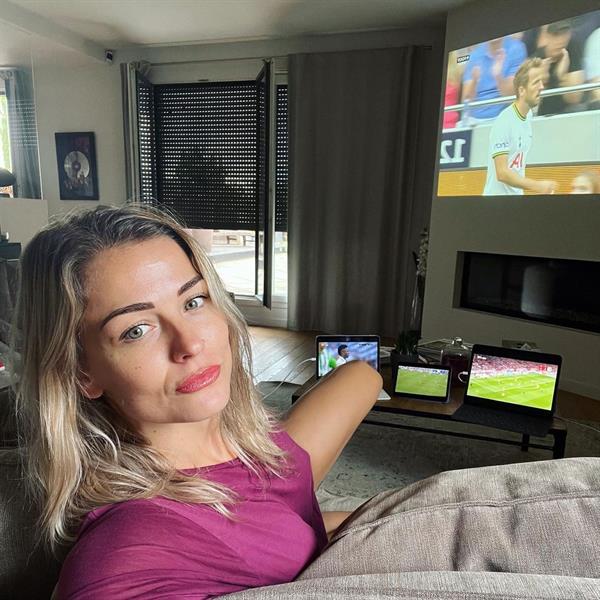 Laure Boulleau Instagram pics