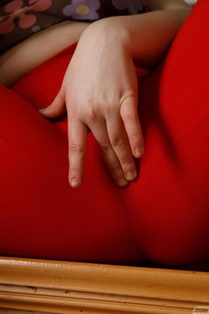 Busty curvy Daisy Wensday